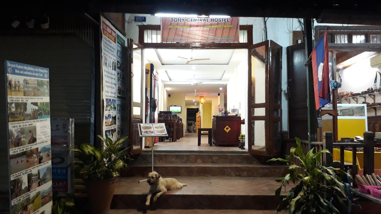 Tony Central Hostel Luang Prabang Exterior foto